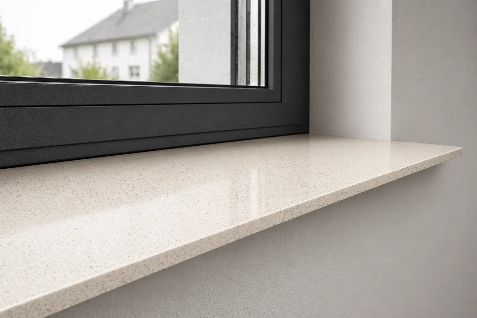 CMT Essential Base — Base