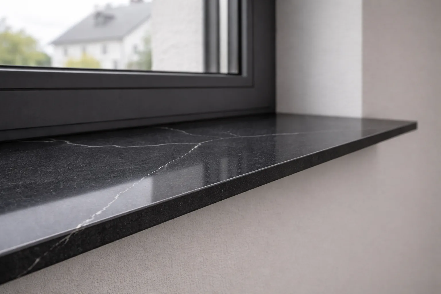Venantis CMT Black Juno — Black Juno